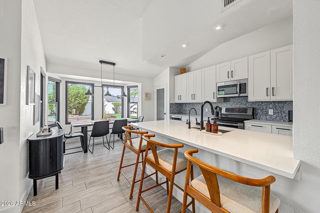 3612 W SARAGOSA Street, Chandler, AZ 85226
