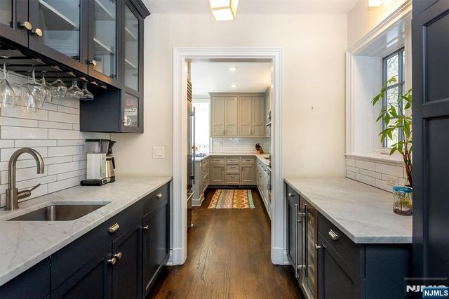 64 Forest Avenue, Glen Ridge, NJ 07028