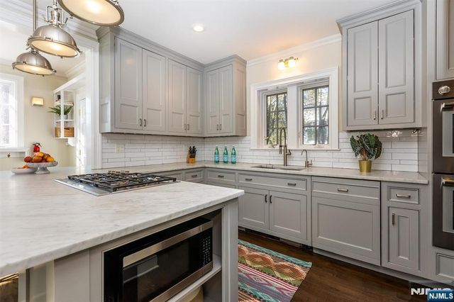 64 Forest Avenue, Glen Ridge, NJ 07028