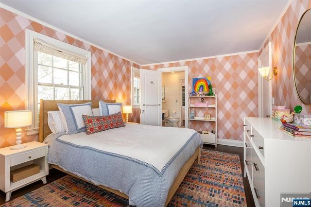 64 Forest Avenue, Glen Ridge, NJ 07028