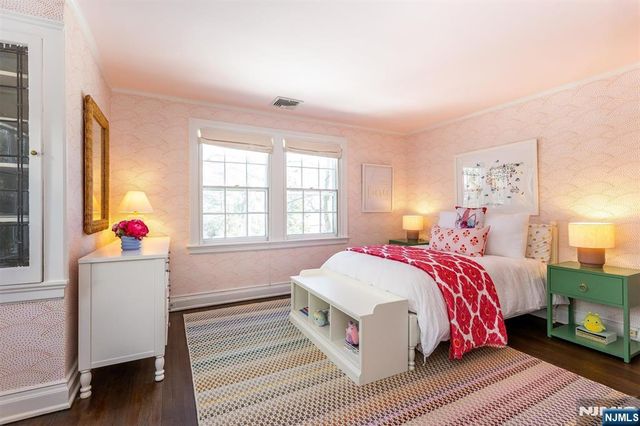 64 Forest Avenue, Glen Ridge, NJ 07028