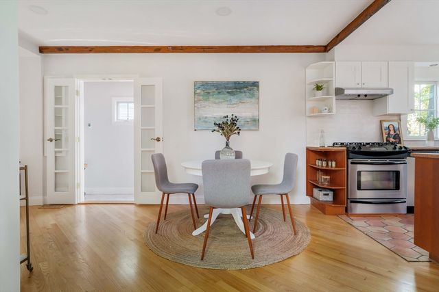 32 Bellis Circle, Cambridge, MA 02140