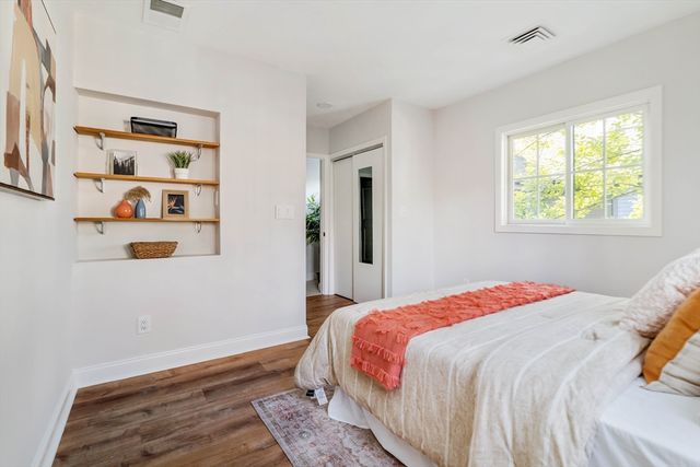 32 Bellis Circle, Cambridge, MA 02140