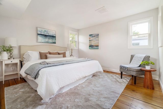 32 Bellis Circle, Cambridge, MA 02140