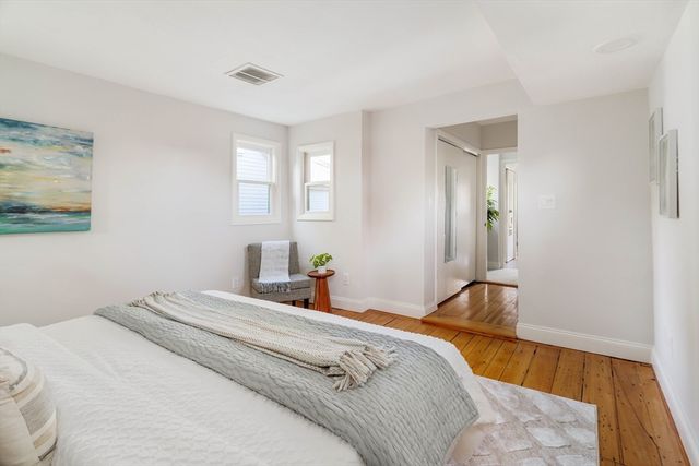 32 Bellis Circle, Cambridge, MA 02140