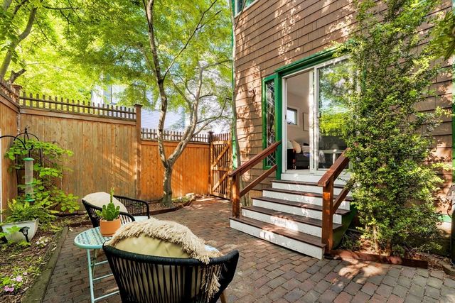 32 Bellis Circle, Cambridge, MA 02140