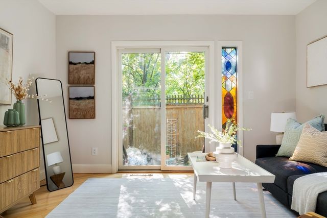 32 Bellis Circle, Cambridge, MA 02140