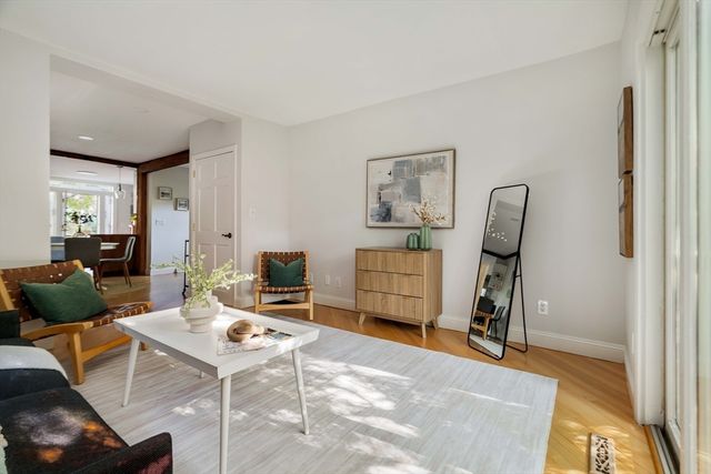 32 Bellis Circle, Cambridge, MA 02140