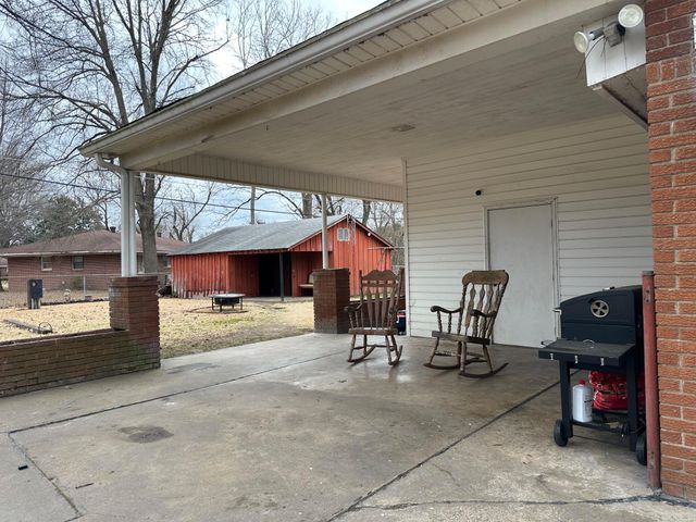 423 Laughrun Drive, Forrest City, AR 72335