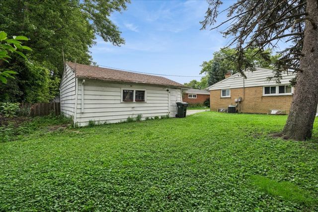 620 N Main Street, Mount Prospect, IL 60056