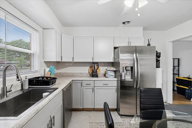 620 N Main Street, Mount Prospect, IL 60056
