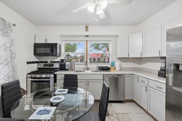 620 N Main Street, Mount Prospect, IL 60056