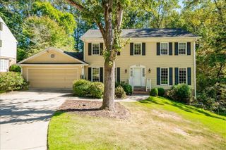5177 Riverhill NE Road, Marietta, GA 30068