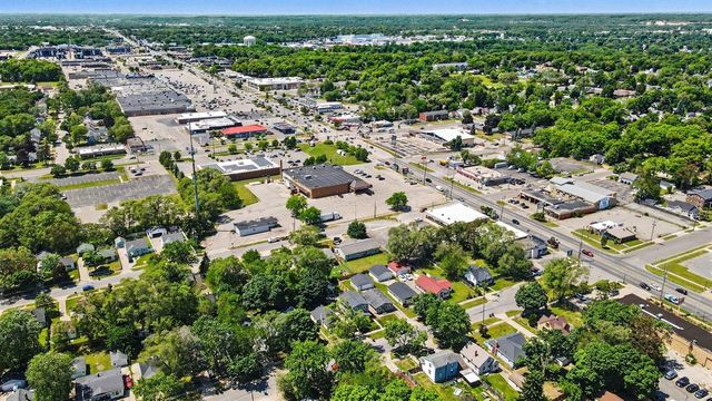 2841 Longstreet Avenue, Wyoming, MI 49509