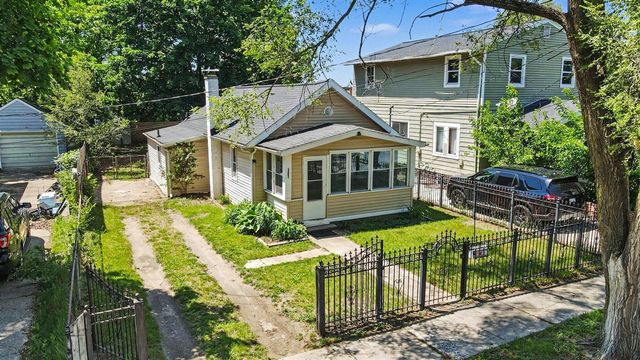 2841 Longstreet Avenue, Wyoming, MI 49509