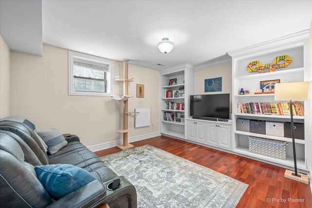 1308 W Granville Avenue 1, Chicago, IL 60660