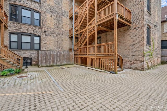 1308 W Granville Avenue 1, Chicago, IL 60660