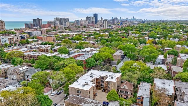 1308 W Granville Avenue 1, Chicago, IL 60660