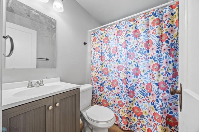 310 10th Street S, Moorhead, MN 56560