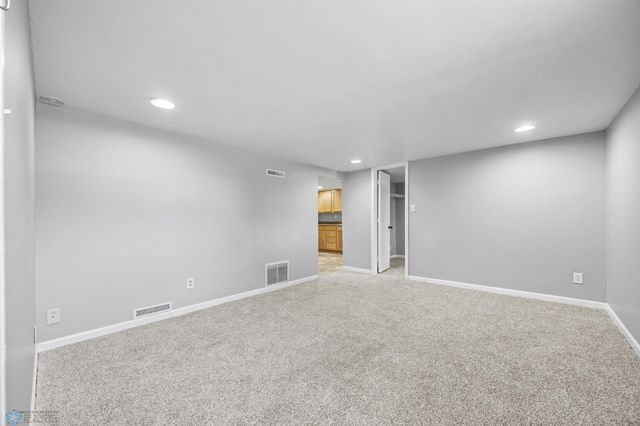 310 10th Street S, Moorhead, MN 56560