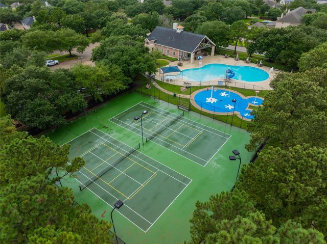 2803 Falcon Knoll Lane, Katy, TX 77494