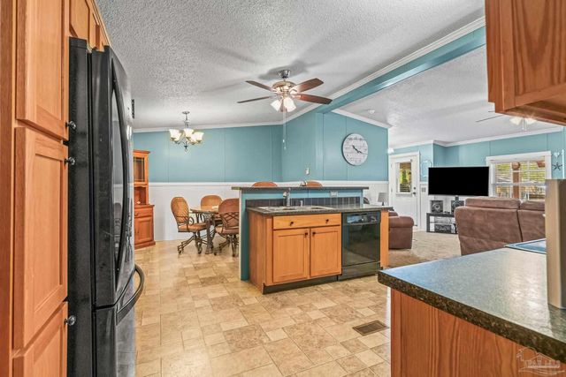 5105 April Ln, Pace, FL 32571