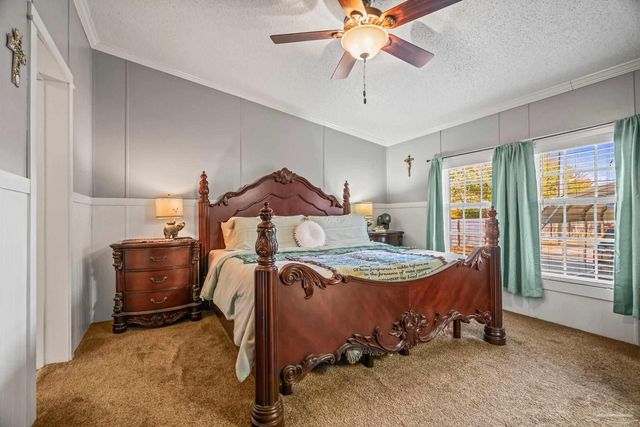 5105 April Ln, Pace, FL 32571