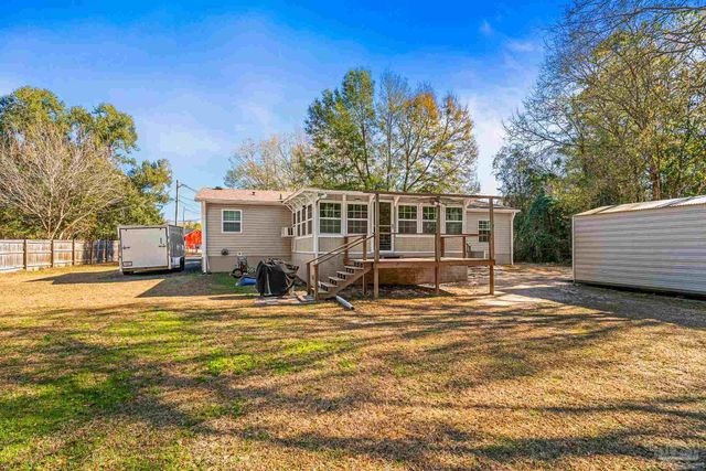 5105 April Ln, Pace, FL 32571