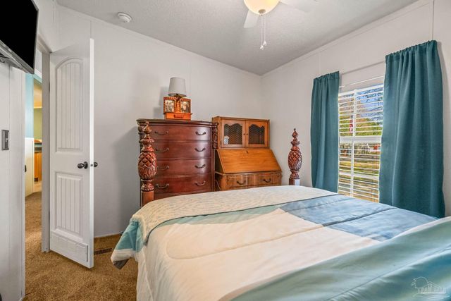 5105 April Ln, Pace, FL 32571