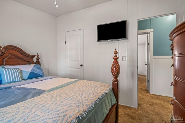 5105 April Ln, Pace, FL 32571