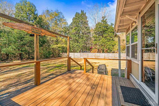 5105 April Ln, Pace, FL 32571