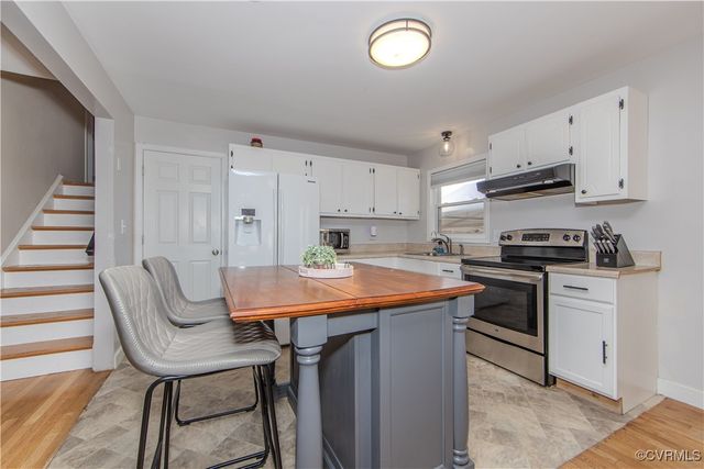 1516 Sandgate Rd, Midlothian, VA 23113