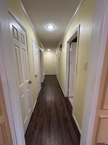 808 Elaine Dr, Tyler, TX 75703