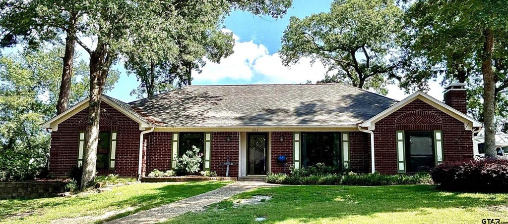 808 Elaine Dr, Tyler, TX 75703