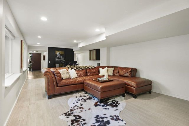 3937 Regent Street, Madison, WI 53705