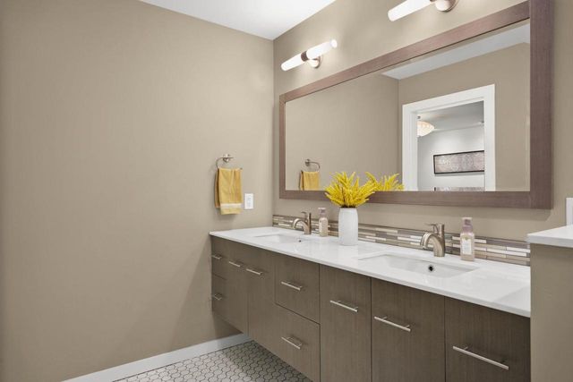 3937 Regent Street, Madison, WI 53705