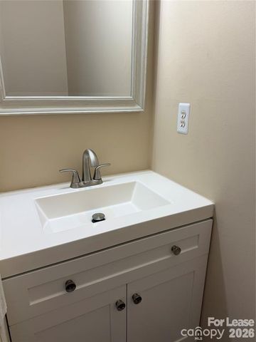 6306 Old Pineville Road G, Charlotte, NC 28217