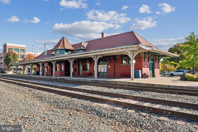 9672 SWALLOWTAIL LANE, Manassas, VA 20110