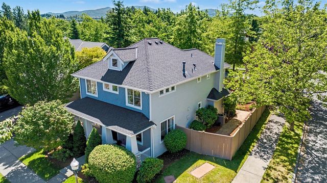 7521 Dogwood Lane SE, Snoqualmie, WA 98065