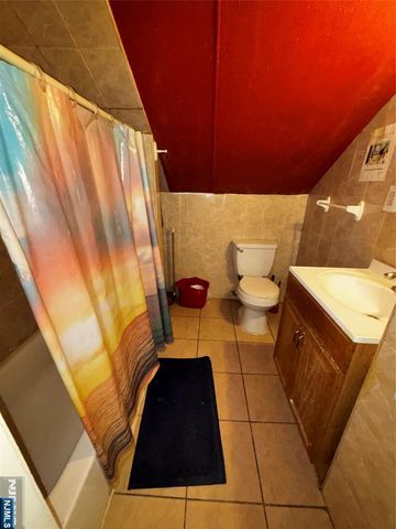 552 Market Street, Paterson, NJ 07513