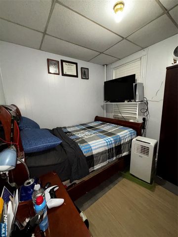 552 Market Street, Paterson, NJ 07513