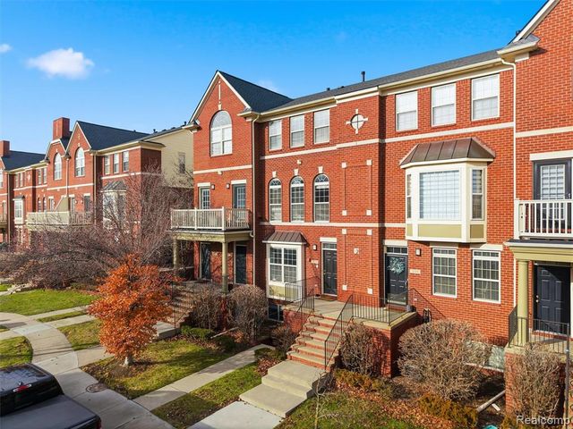 3227 Camden Drive, Troy, MI 48084