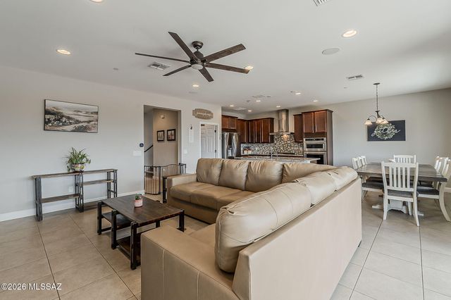 5571 S White Spar Trail, Tucson, AZ 85747