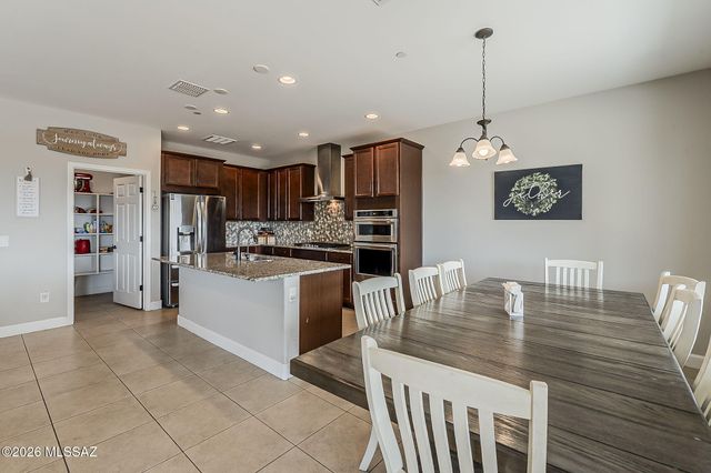 5571 S White Spar Trail, Tucson, AZ 85747