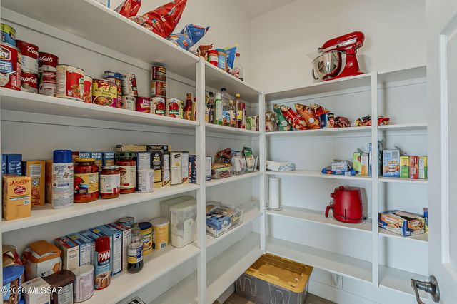 5571 S White Spar Trail, Tucson, AZ 85747