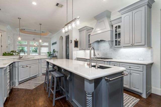 11274 Majestic Drive, Montgomery, TX 77316