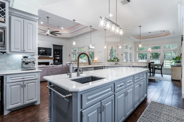 11274 Majestic Drive, Montgomery, TX 77316