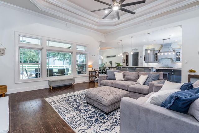 11274 Majestic Drive, Montgomery, TX 77316