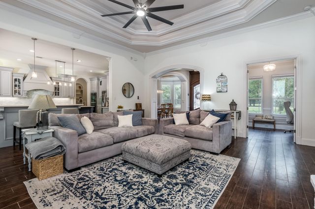 11274 Majestic Drive, Montgomery, TX 77316