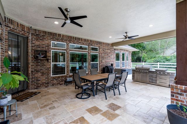 11274 Majestic Drive, Montgomery, TX 77316